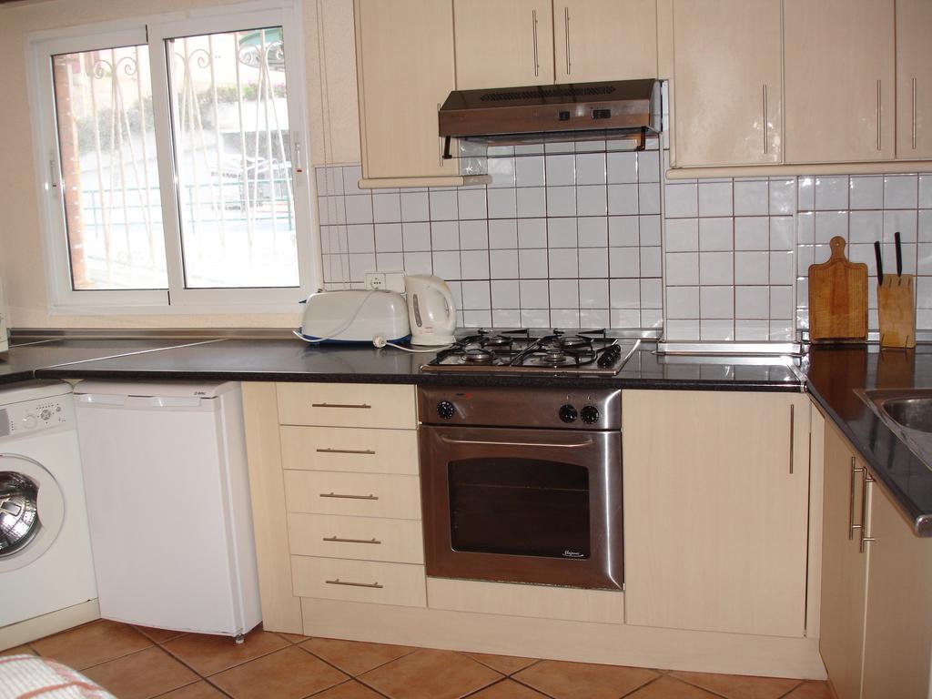 Aries - Zand Properties Бенидорм Экстерьер фото